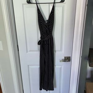 Black and White Cropped Jumper